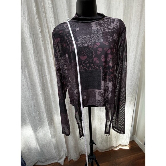 Social Collision Skull Floral Mesh Sheer Cropped Top Plus Size 2 (2XL) - Picture 8 of 10
